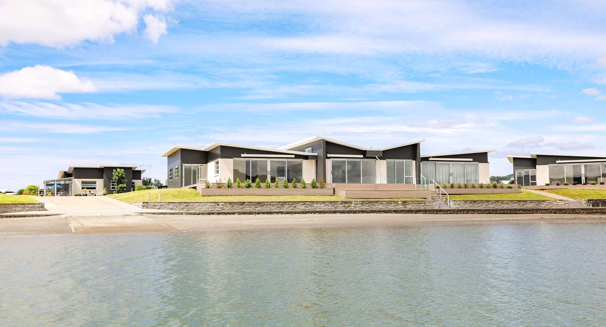 Coastal waterfront living